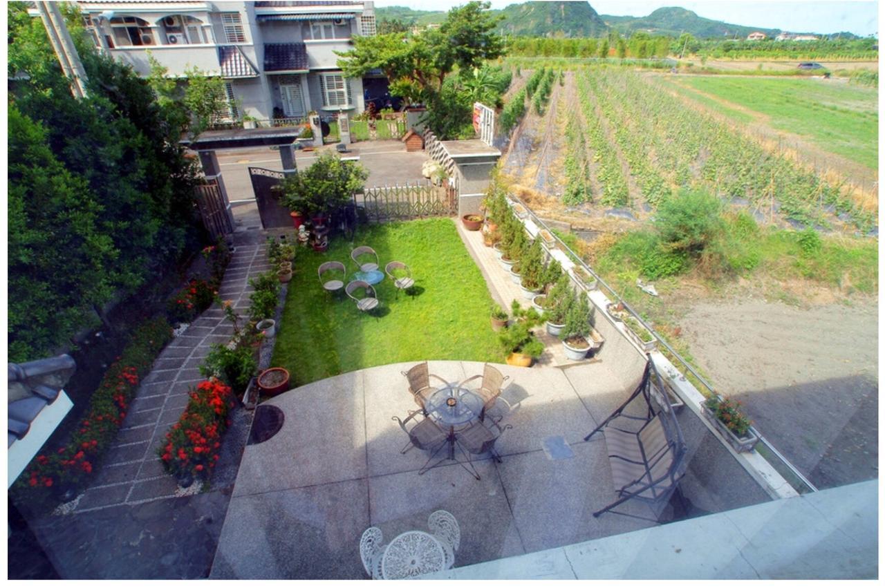 Emaly Homestay T'ai-tung Esterno foto