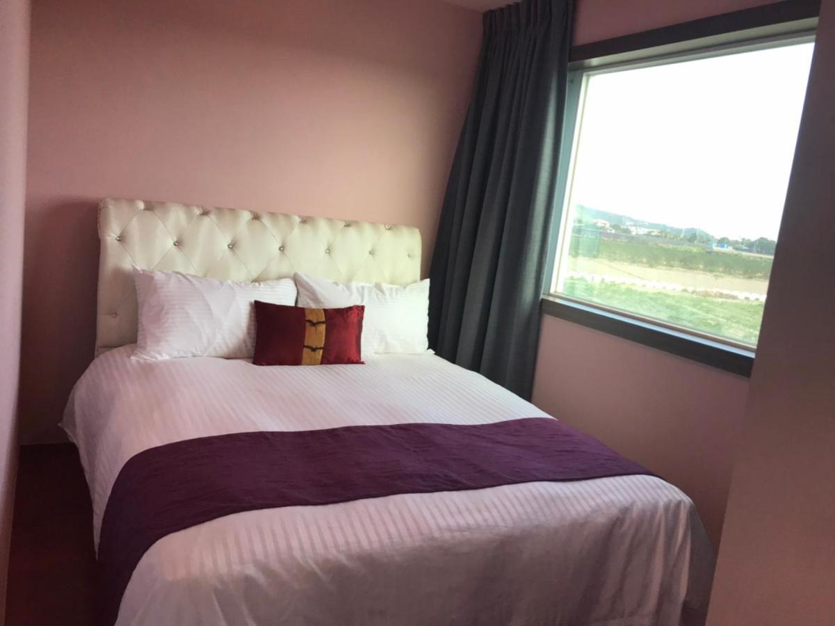 Emaly Homestay T'ai-tung Esterno foto